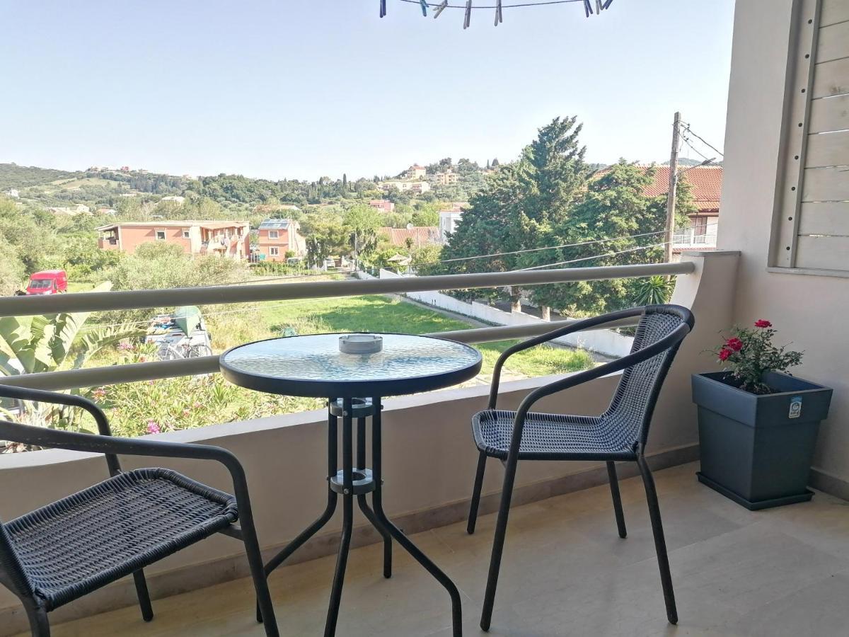 Makis Apartments 아릴라스 외부 사진